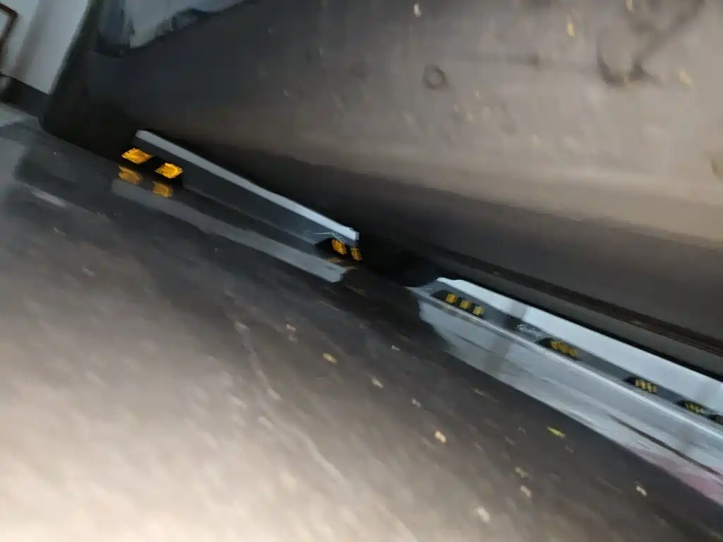 Tesla Model Y — фото 17
