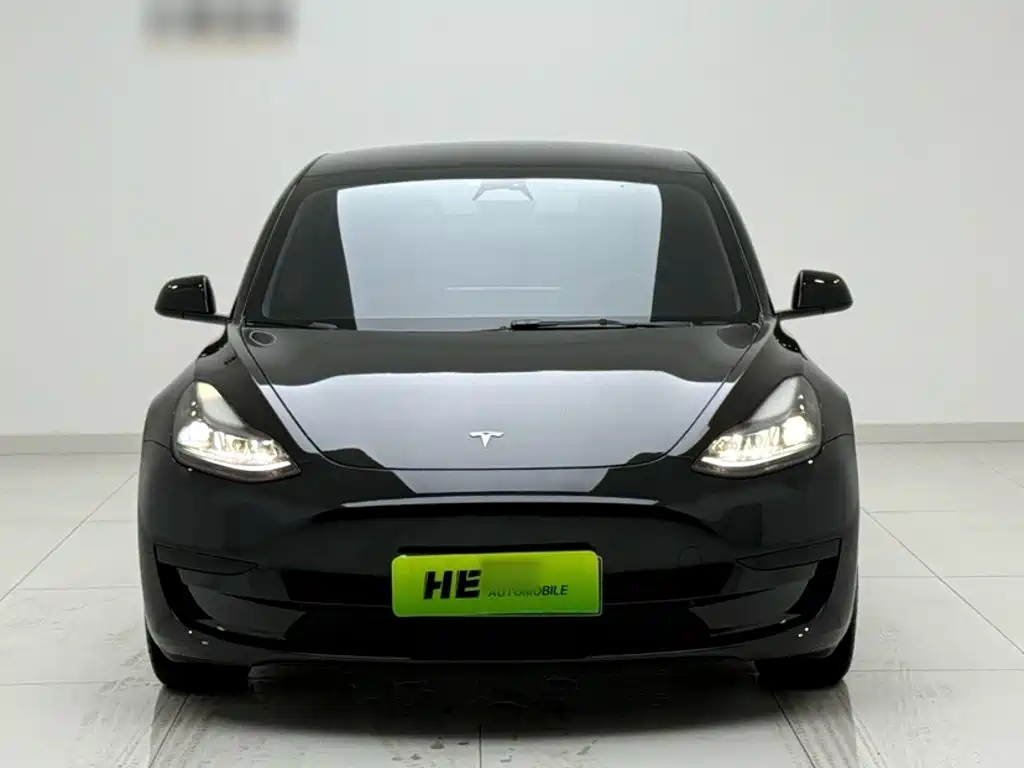 Tesla Model 3 — фото 4
