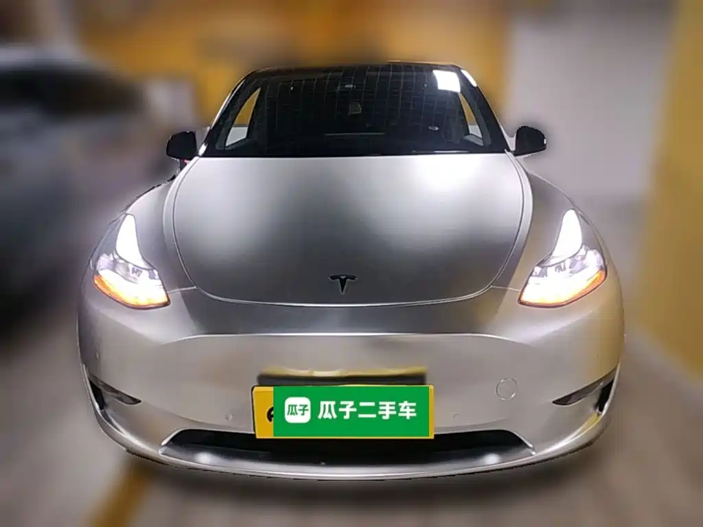 Tesla Model Y — фото 5