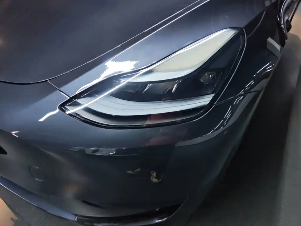 Tesla Model Y — фото 24