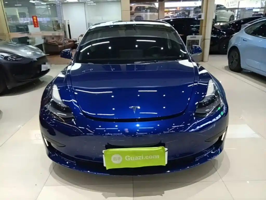 Tesla Model 3 — фото 3