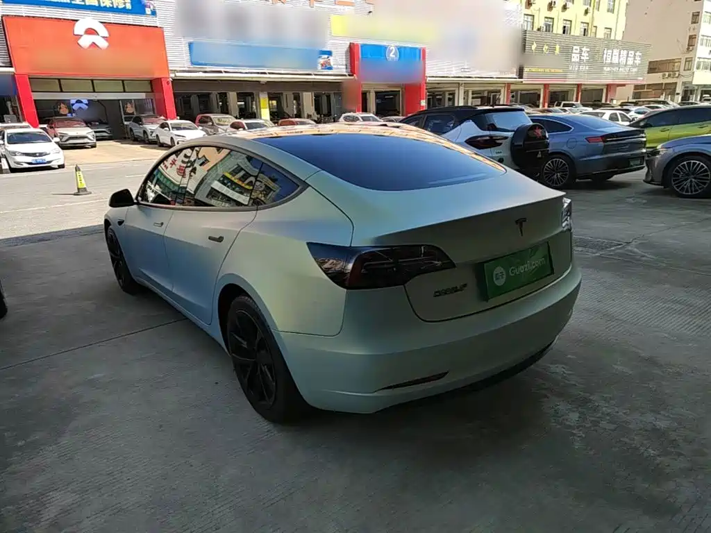 Tesla Model 3 — фото 5