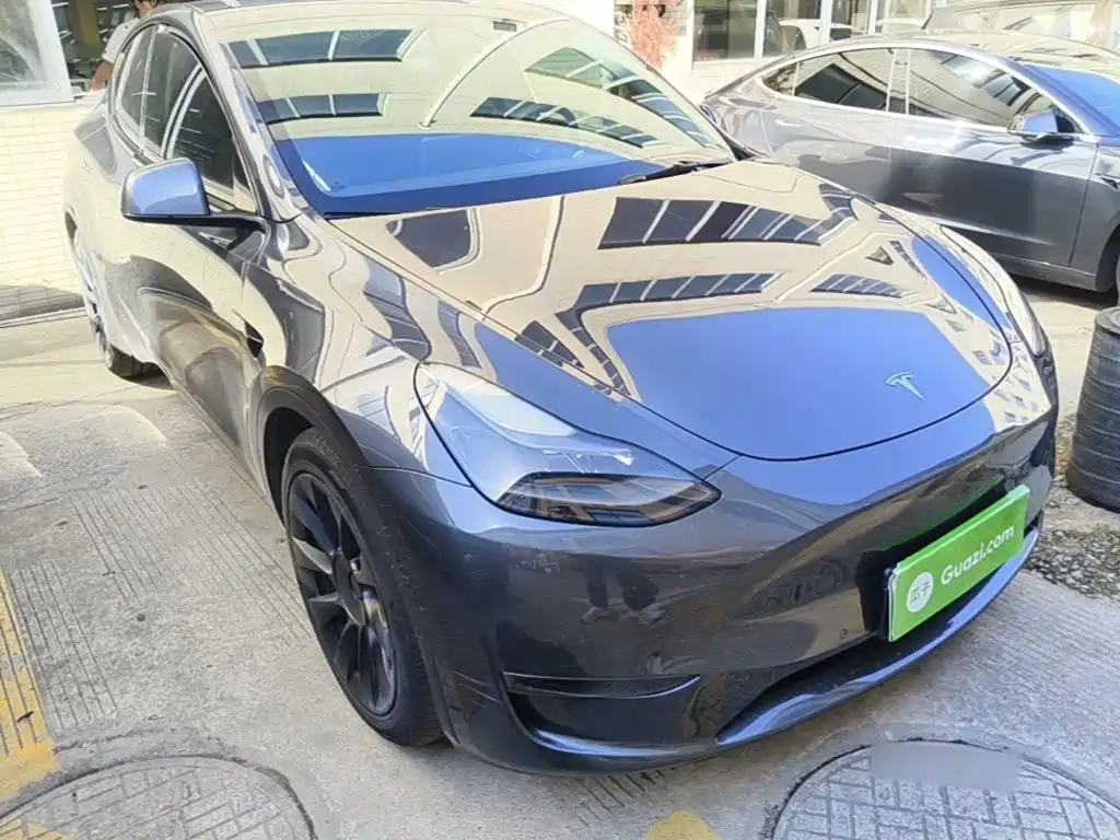 Tesla Model Y — фото 4