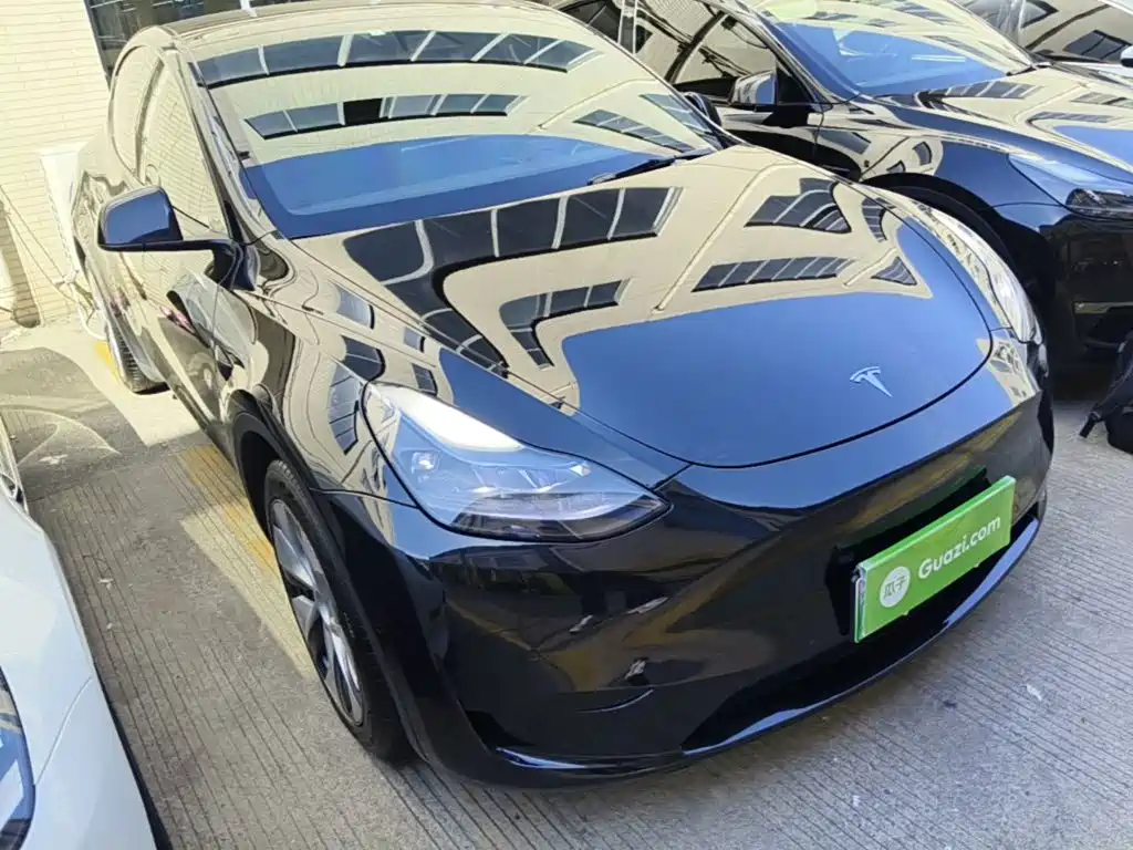 Tesla Model Y — фото 4