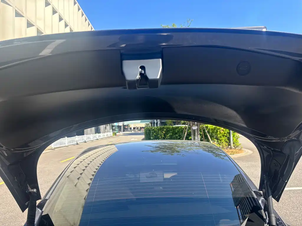 Tesla Model 3 — фото 17