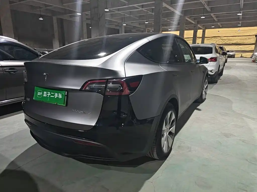 Tesla Model Y — фото 7