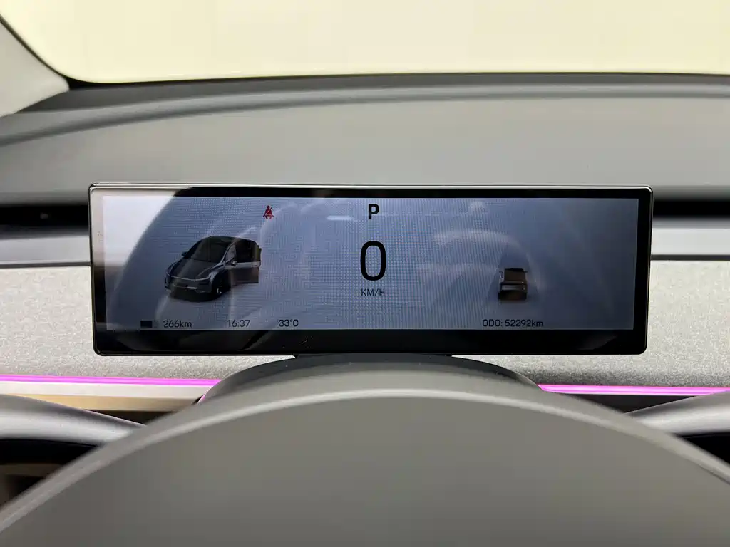 Tesla Model Y — фото 14