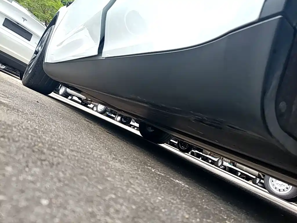 Tesla Model Y — фото 22