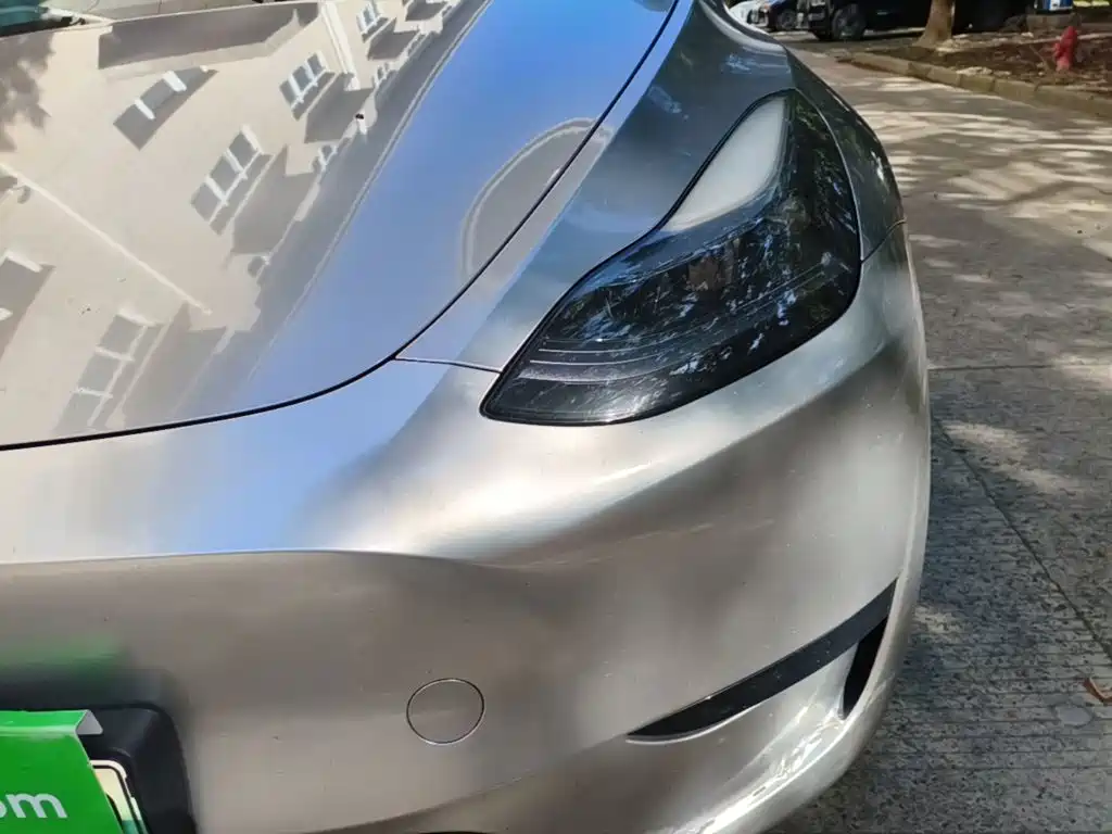 Tesla Model Y — фото 24