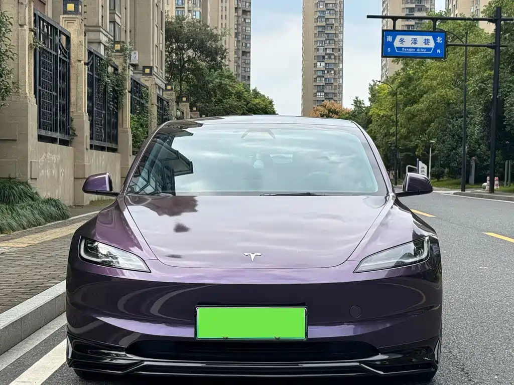Tesla Model 3 — фото 3