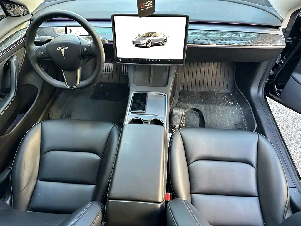 Tesla Model 3 — фото 6