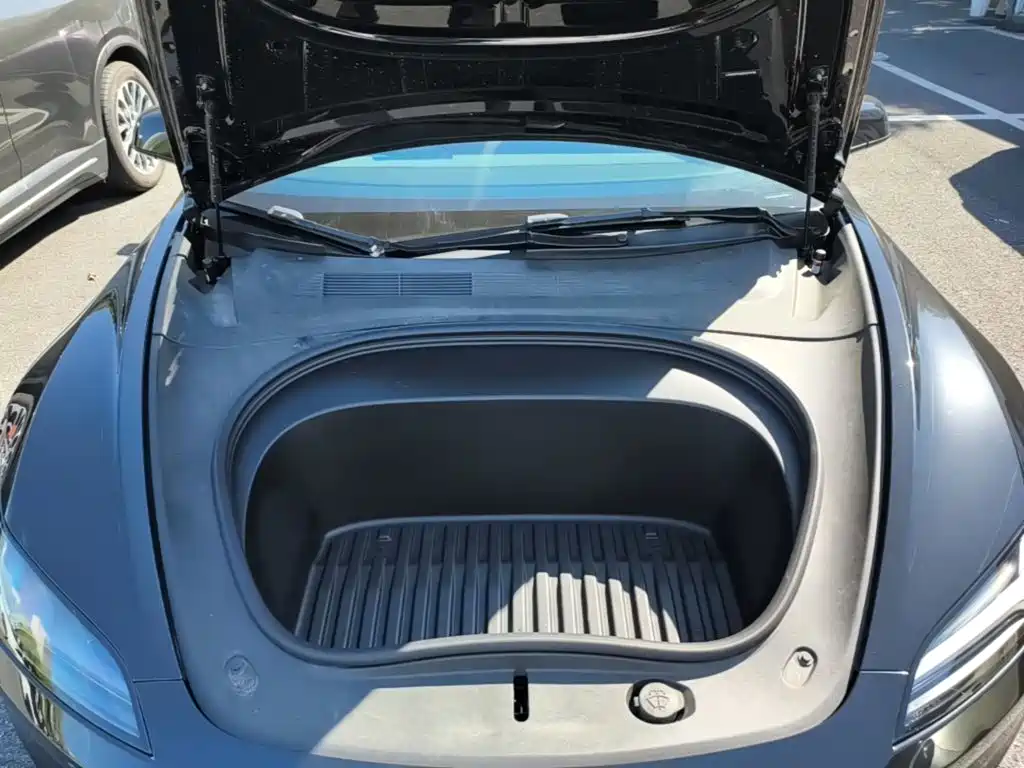 Tesla Model 3 — фото 20