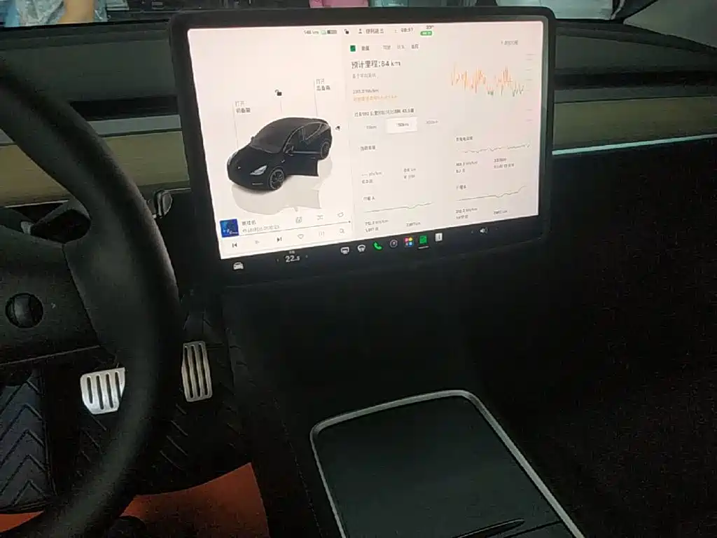 Tesla Model Y — фото 13
