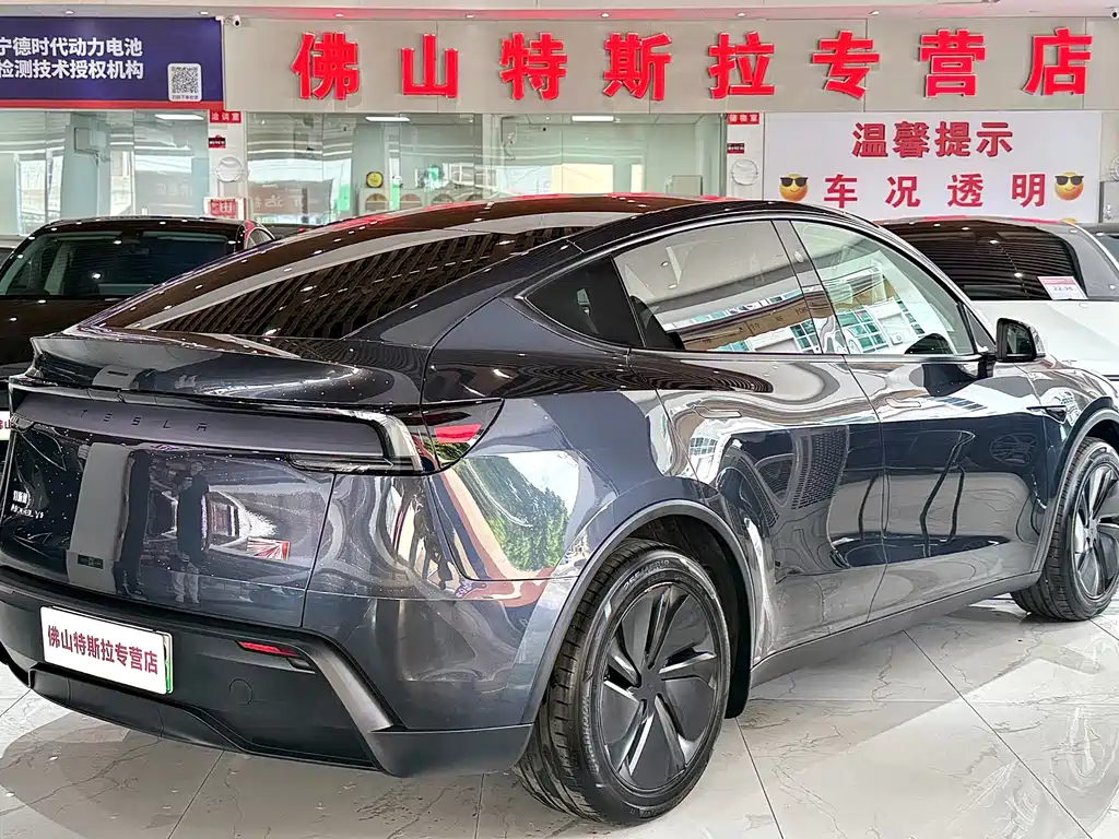 Tesla Model Y — фото 4