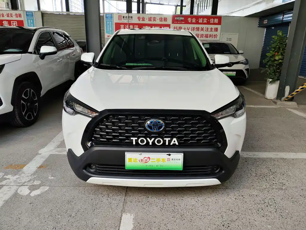 Toyota Corolla Cross — фото 2