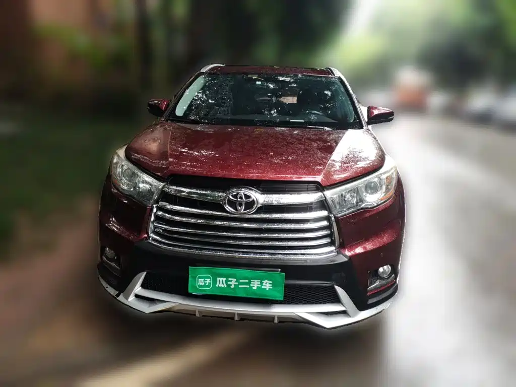 Toyota Highlander — фото 2