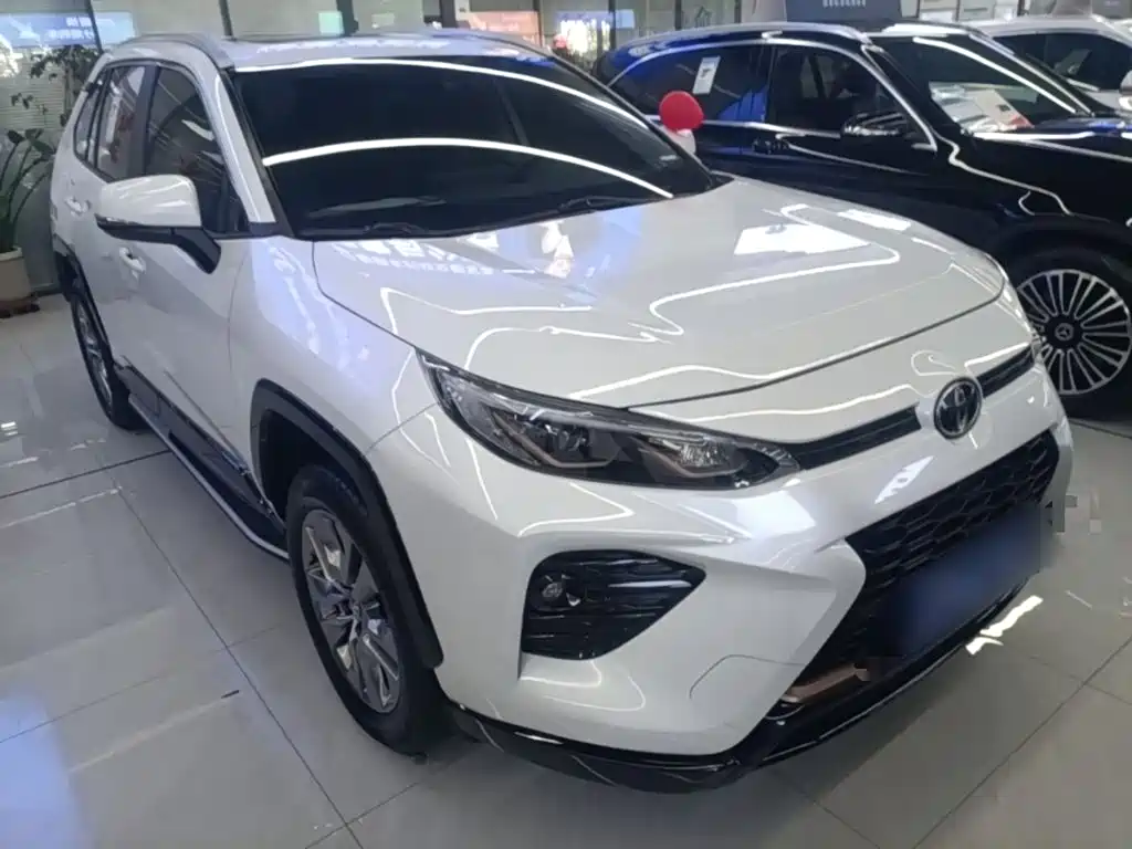Toyota Wildlander — фото 4