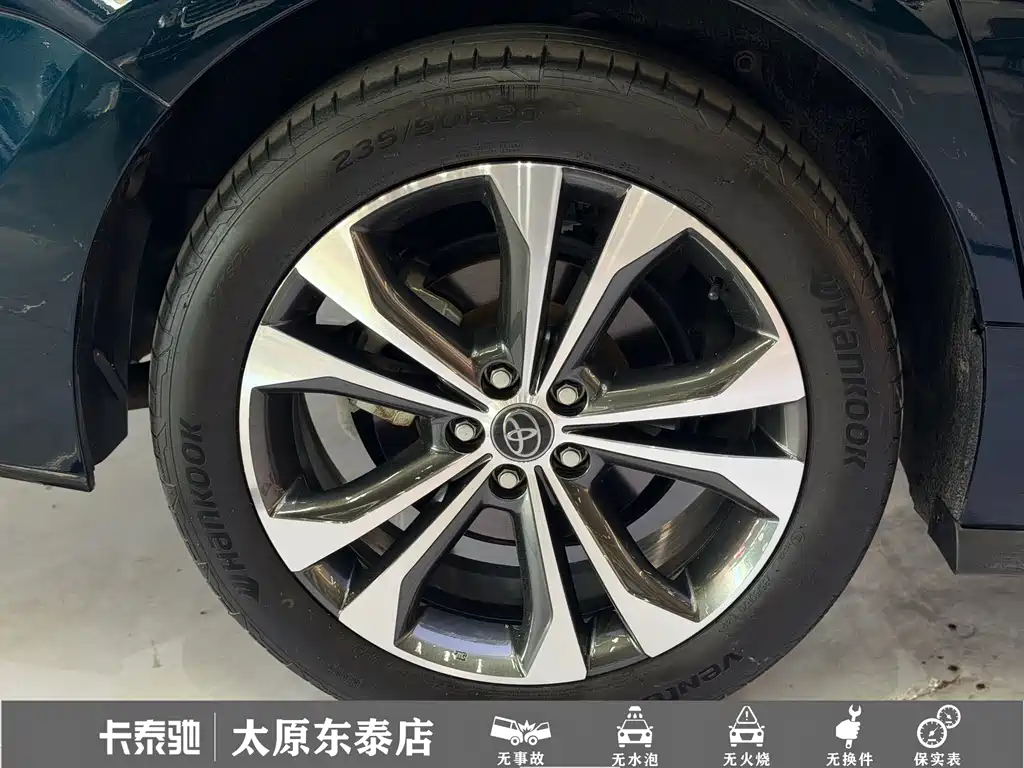 Toyota Granvia — фото 5