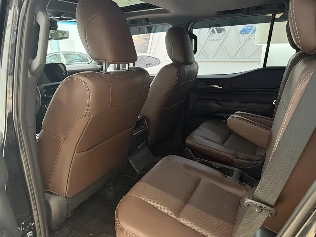 Toyota Prado — фото 3