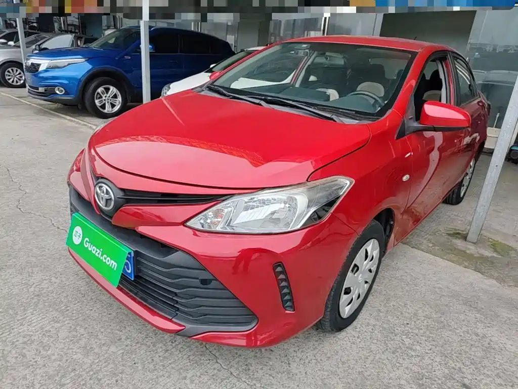 Toyota Vios — фото 2