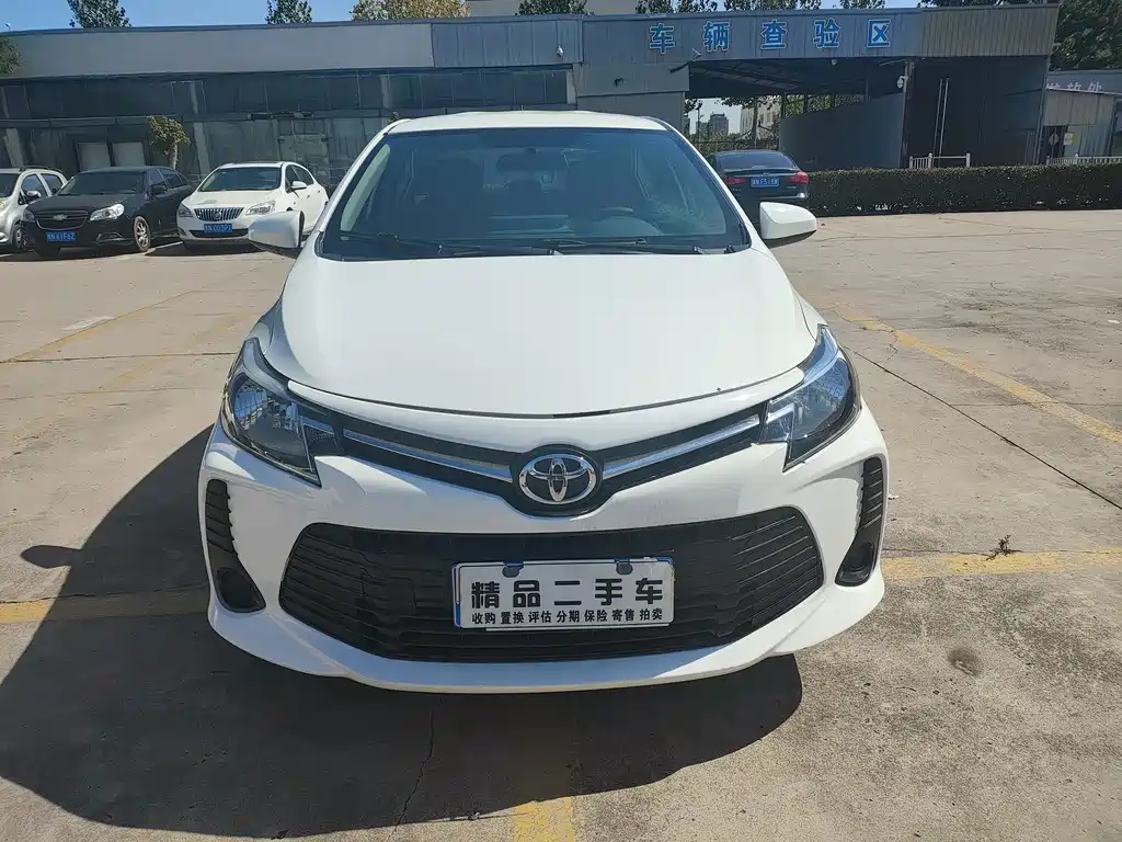 Toyota Vios — фото 2