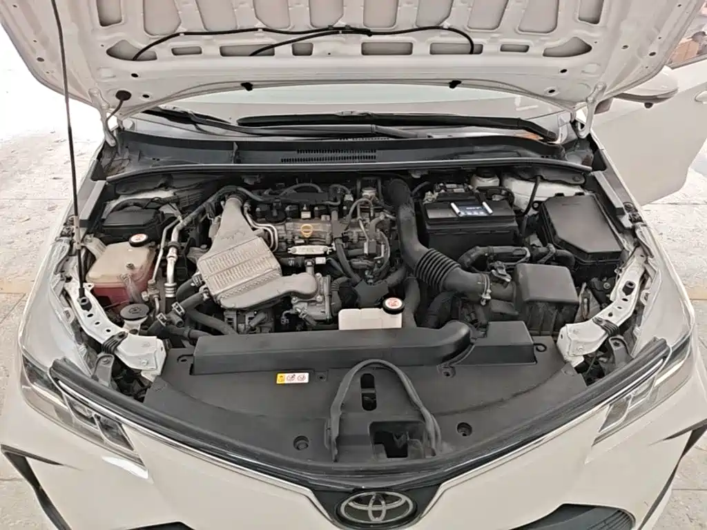 Toyota Corolla — фото 25