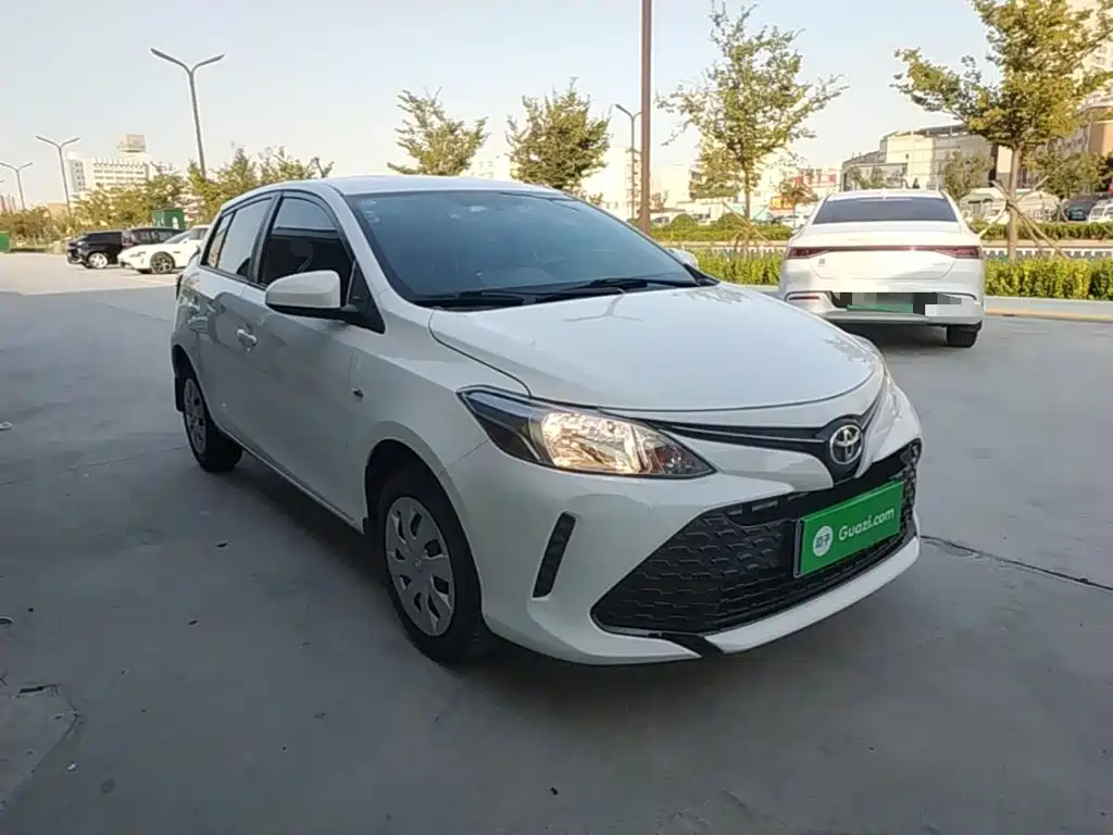 Toyota Vios FS — фото 4