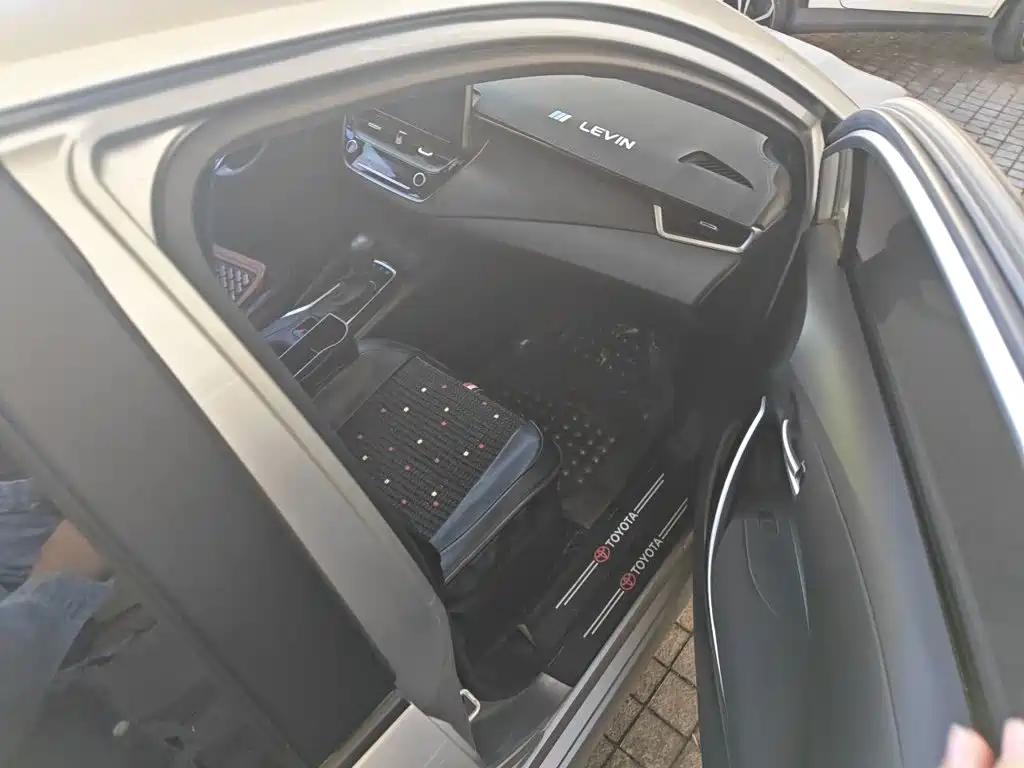 Toyota Levin — фото 19