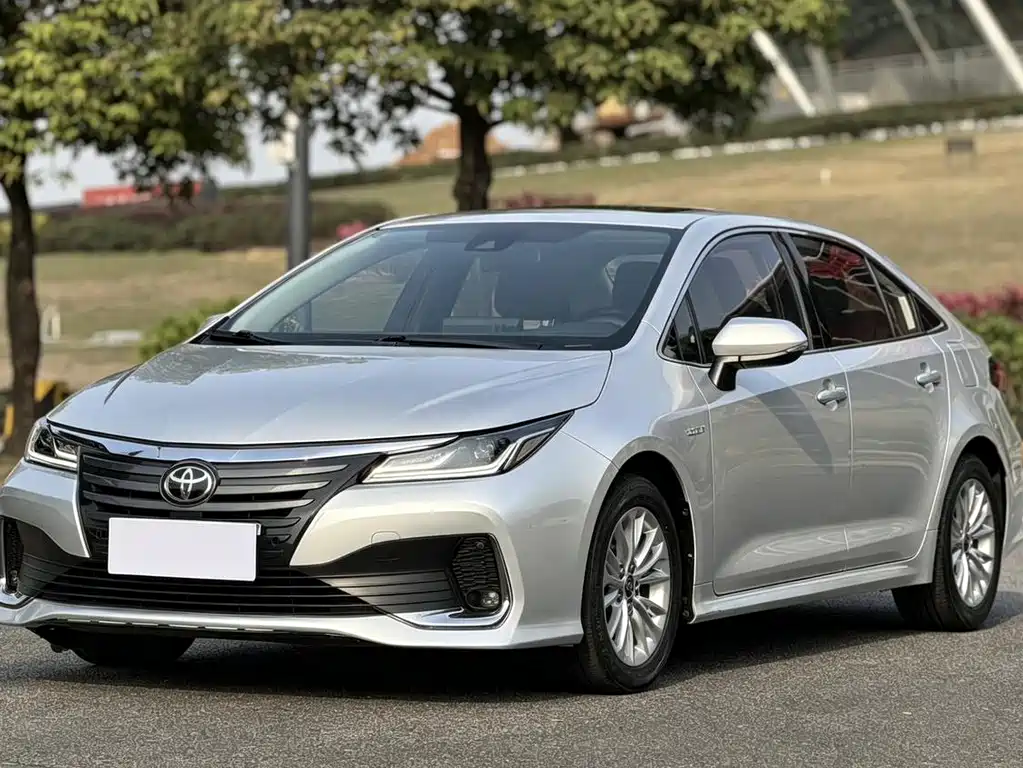 Toyota Allion — фото 2
