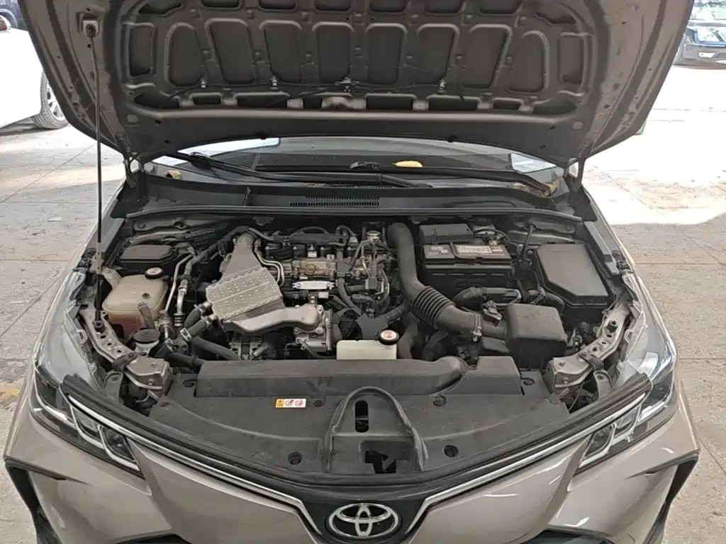 Toyota Corolla — фото 25