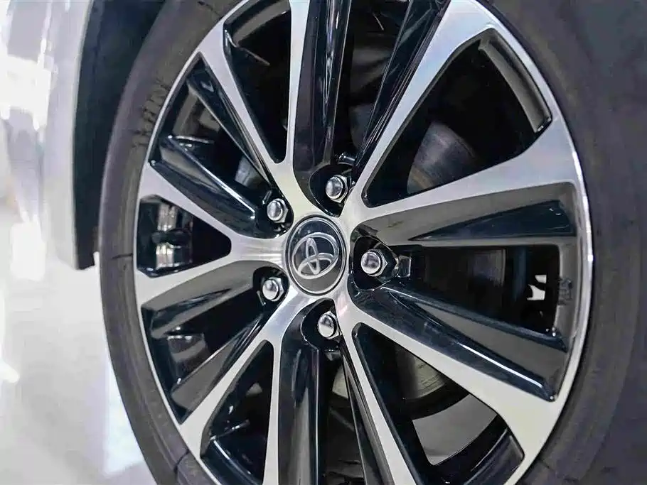 Toyota Levin — фото 10