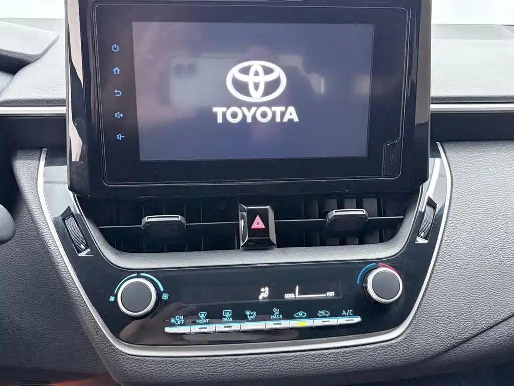 Toyota Levin — фото 11