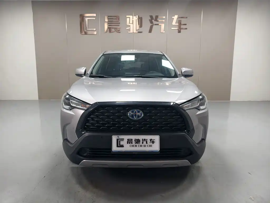 Toyota Corolla Cross — фото 2