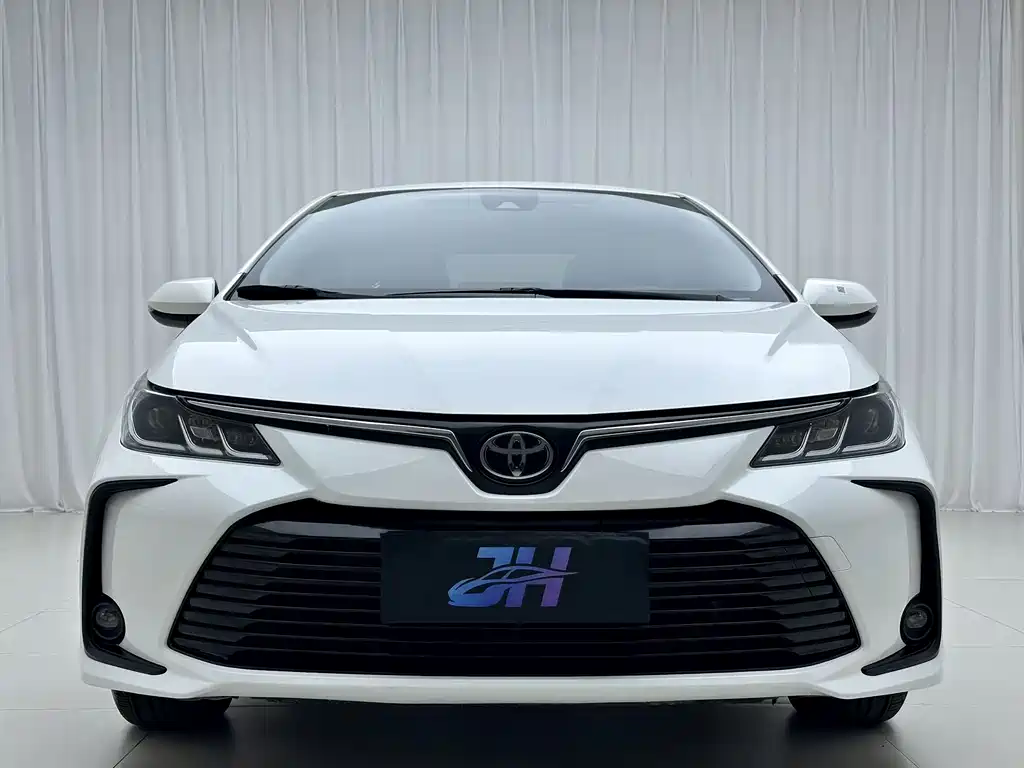 Toyota Corolla — фото 2