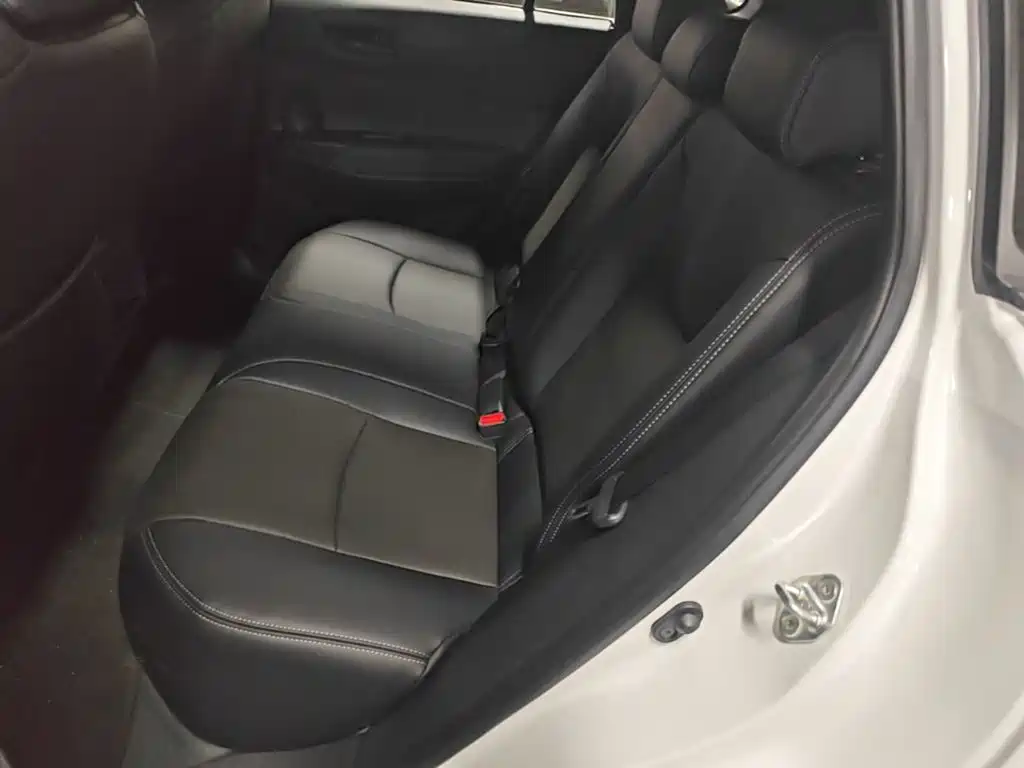 Toyota Corolla Cross — фото 17