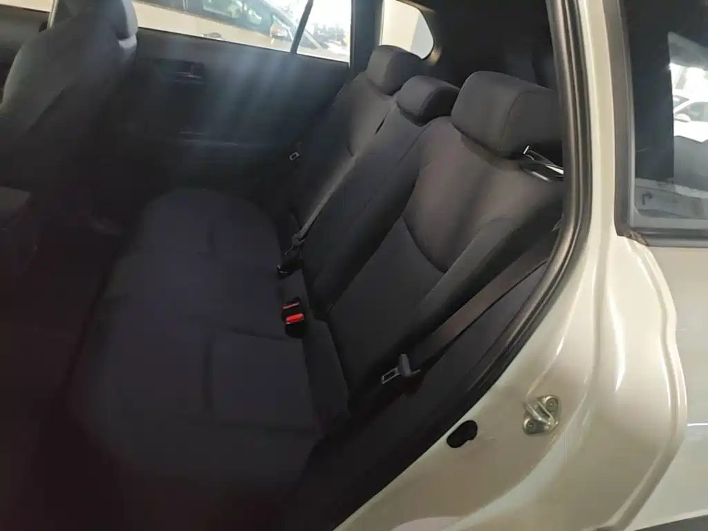 Toyota Corolla Cross — фото 17