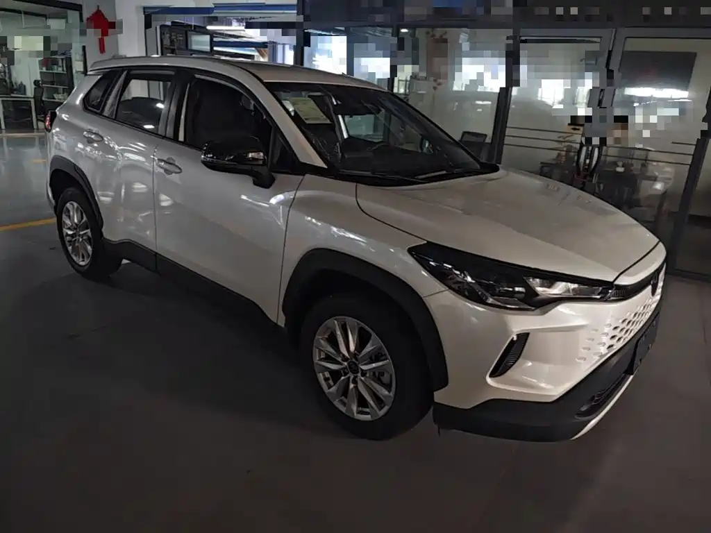 Toyota Corolla Cross — фото 4