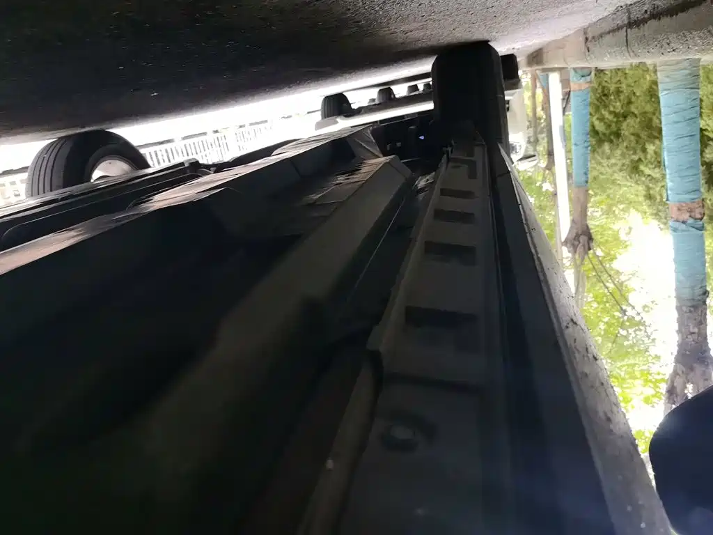 Toyota RAV4 — фото 17