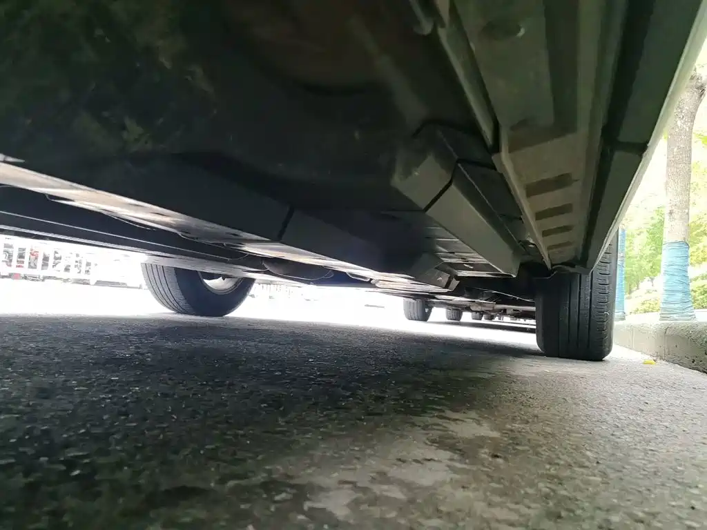 Toyota RAV4 — фото 18