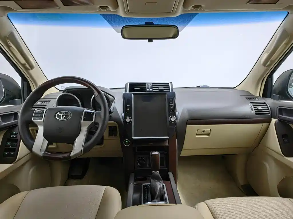 Toyota Prado (Import) — фото 24
