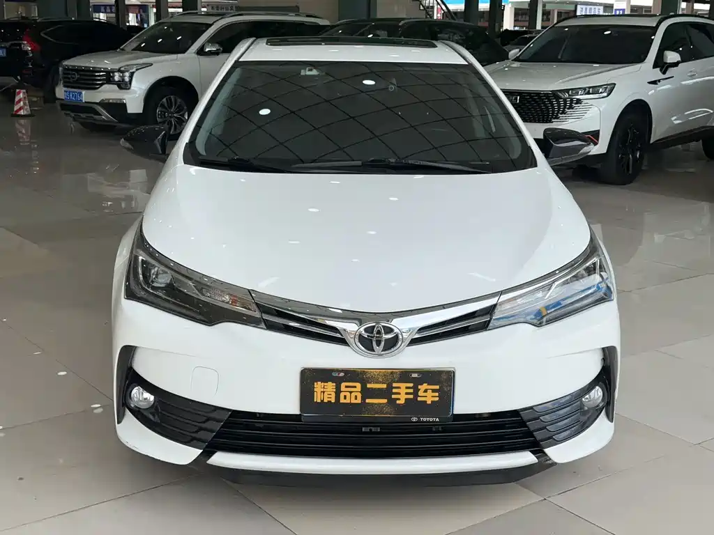 Toyota Corolla — фото 2