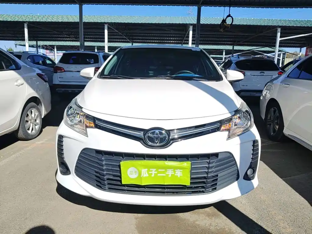 Toyota Vios — фото 3