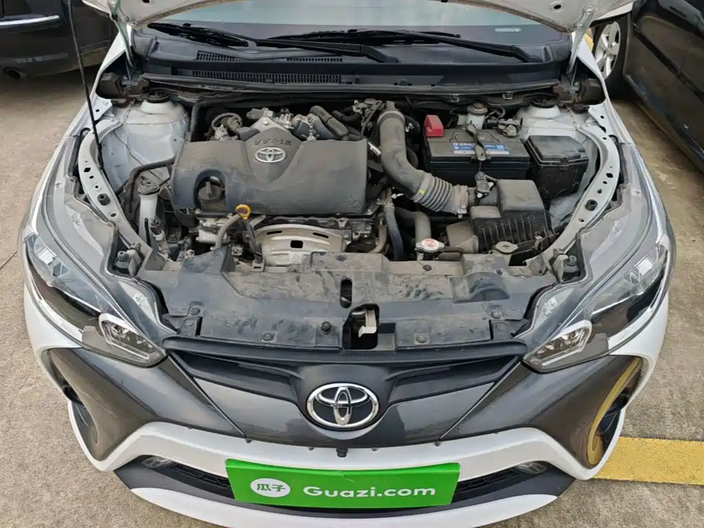 Toyota Yaris L — фото 20