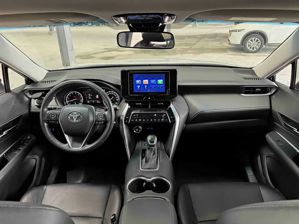 Toyota Harrier — фото 13