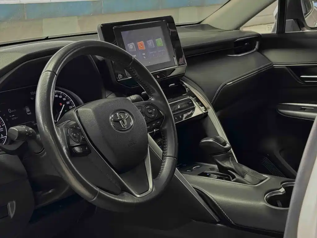Toyota Harrier — фото 7
