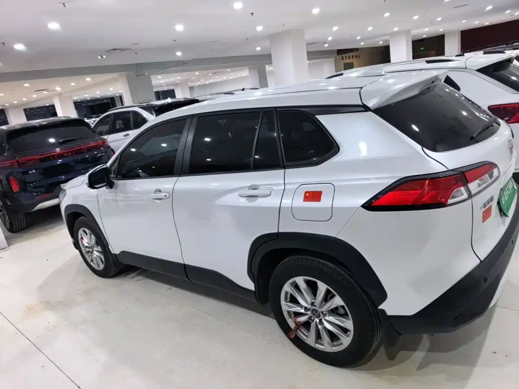 Toyota Corolla Cross — фото 4
