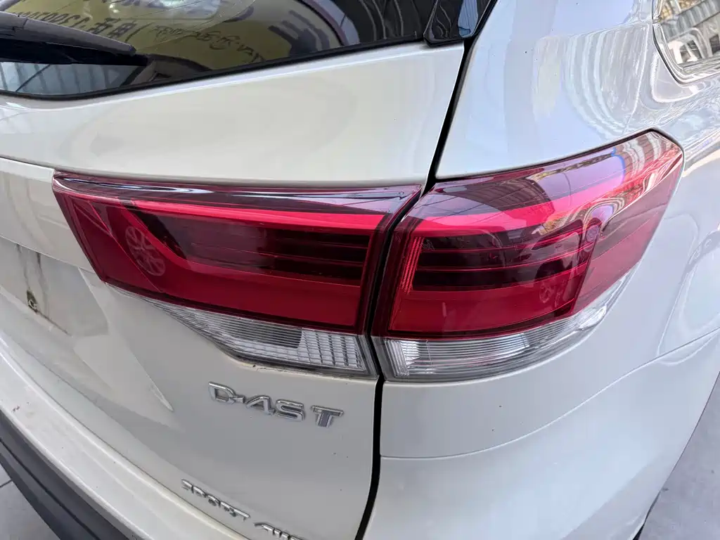Toyota Highlander — фото 20