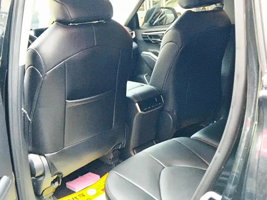Toyota Highlander — фото 11