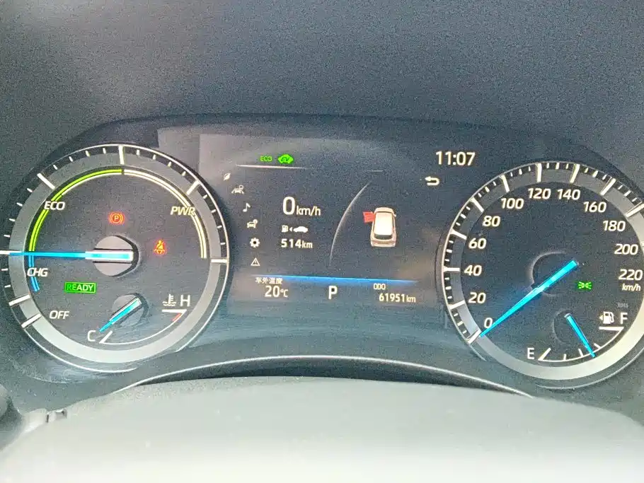 Toyota Highlander — фото 14