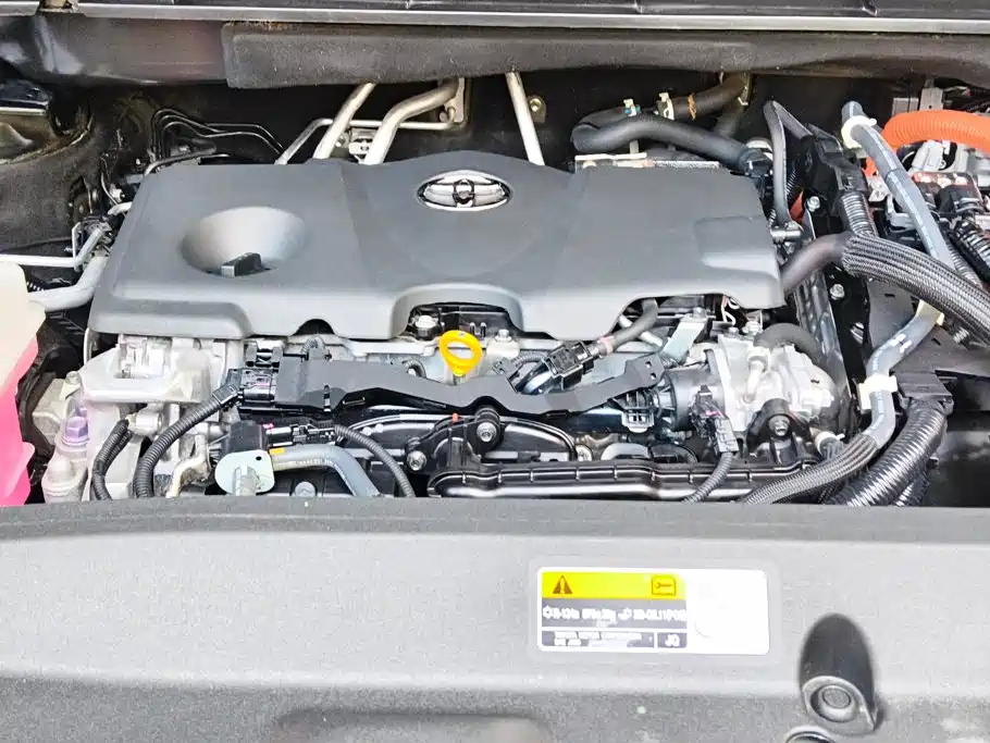 Toyota Highlander — фото 10